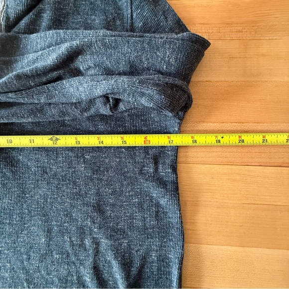 Levis Thermal Henley Stretch Long Sleeve Sleep Shirt Men’s M 35” - Picture 2 of 5